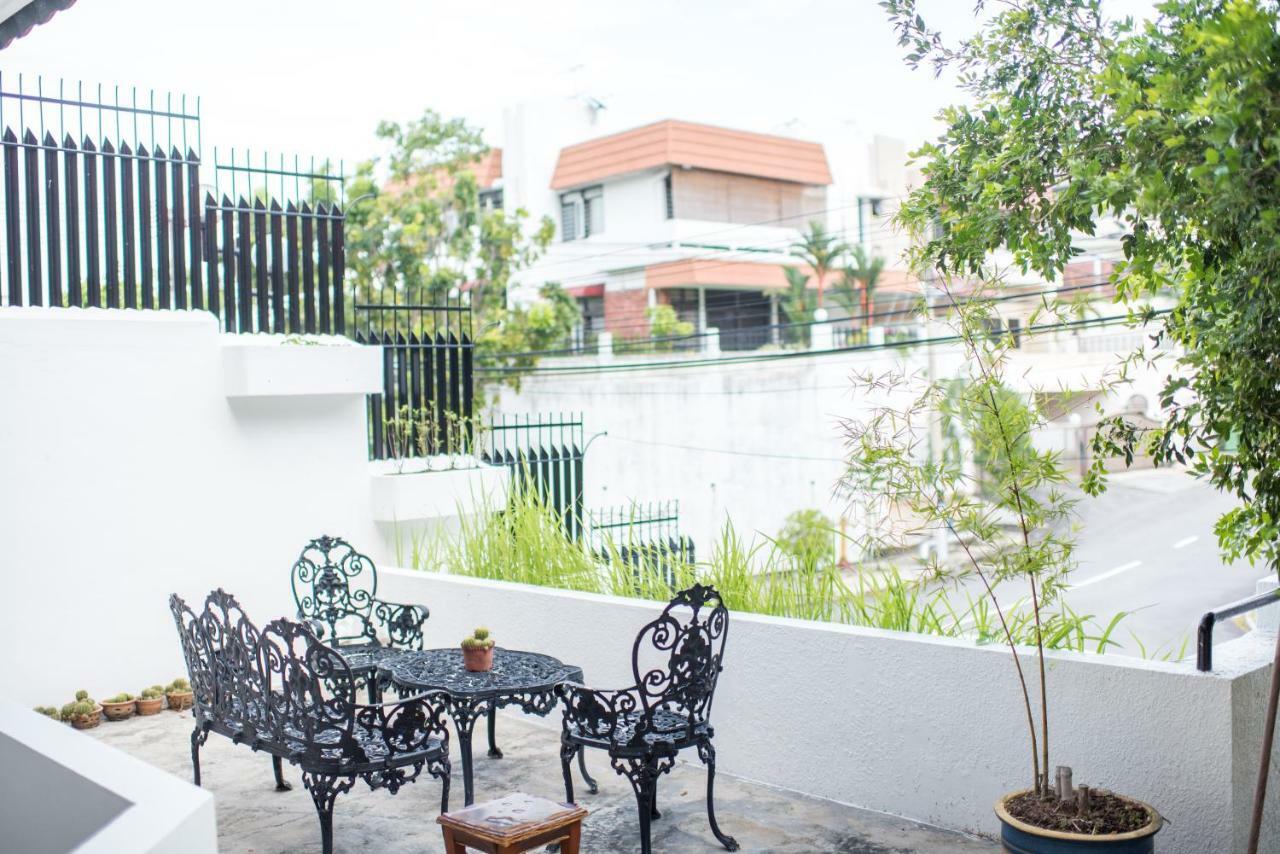 Green Lane By Plush Villa George Town Buitenkant foto